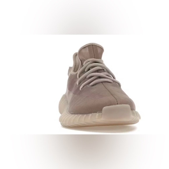 adidas Yeezy Boost 350 V2
Mono Mist
Men 6
Color released exclusively  in EU - Picture 2 of 9